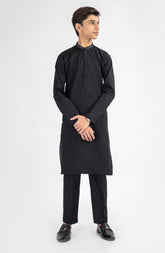 BLACK EMBROIDERED KURTA PAJAMA