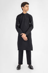 BLACK EMBROIDERED KURTA PAJAMA