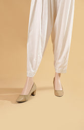 WOMEN BOTTOM OFF WHITE