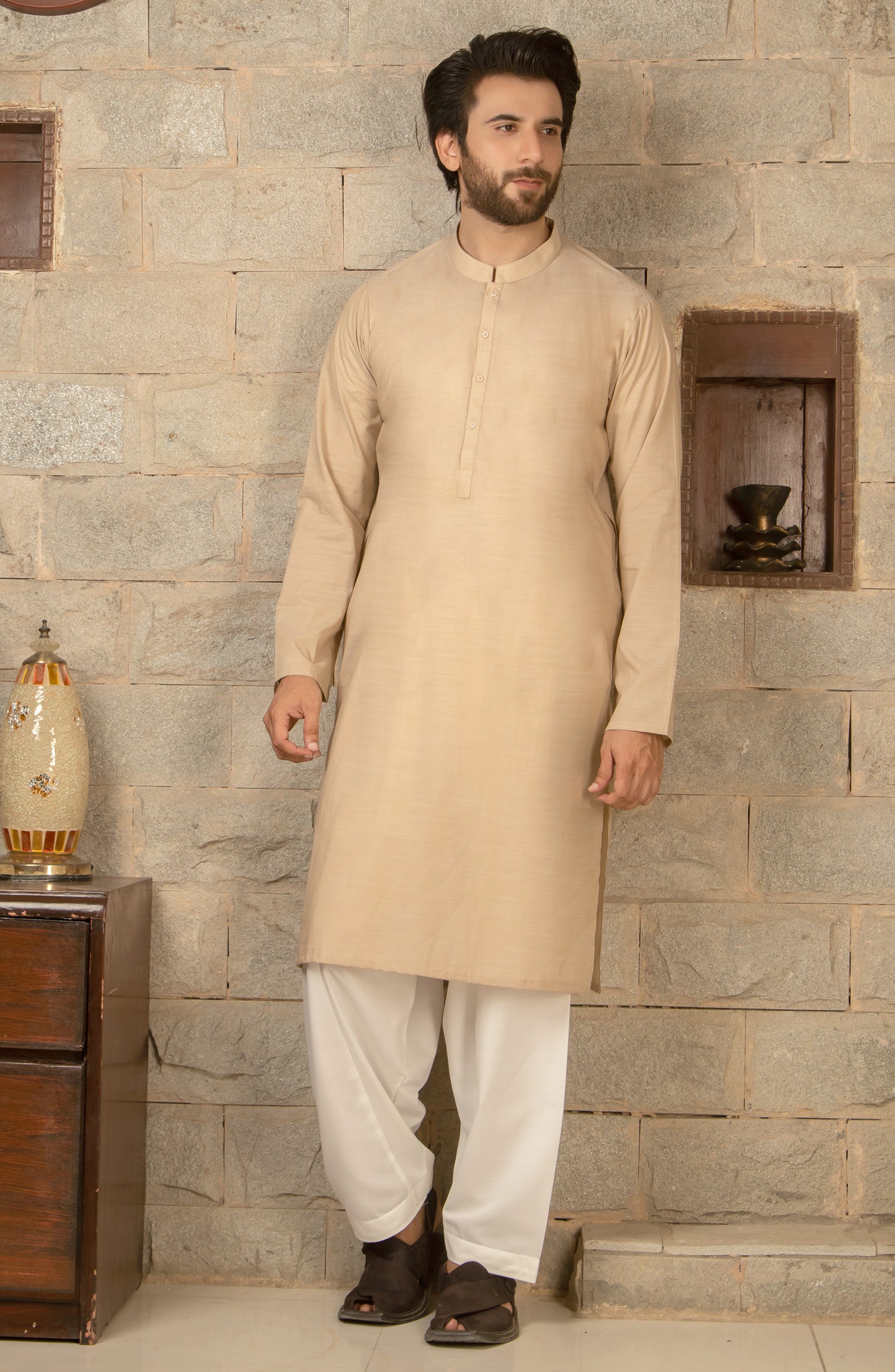 MEN KURTA PLAIN FAWN (6675483656366)