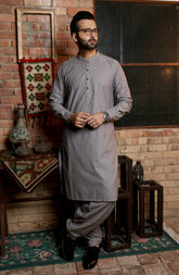 MEN KAMEEZ SHALWAR PLAIN LIGHT BROWN