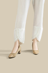 WOMEN BOTTOM OFF WHITE