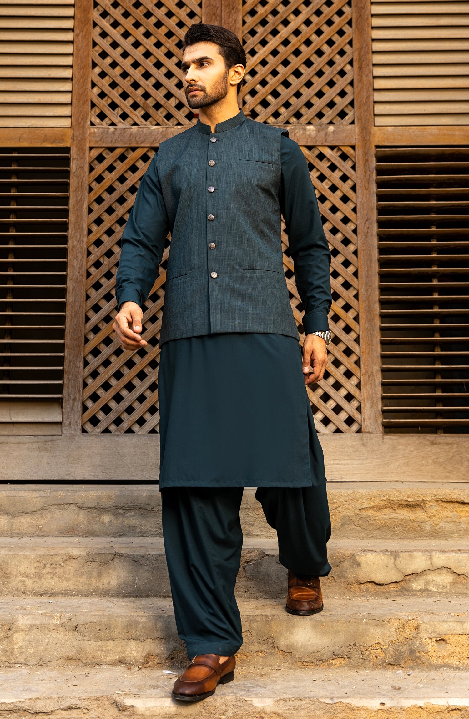 Shalwar kameez with coat 2024 gents