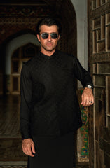 BLACK EMBROIDERED BLENDED WAISTCOAT
