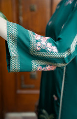 EMBROIDERED CAMBRIC STITCHED 2 PIECE