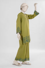 EMBROIDERED CAMBRIC STITCHED 2 PIECE