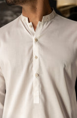 MEN KURTA OFF WHITE