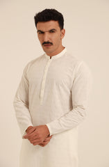 MEN KURTA OFF WHITE