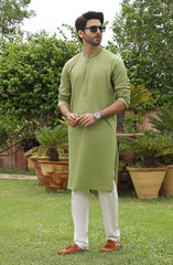TARZ-E-PAKISTAN MEN CASUAL STYLING KURTA LIGHT GREEN