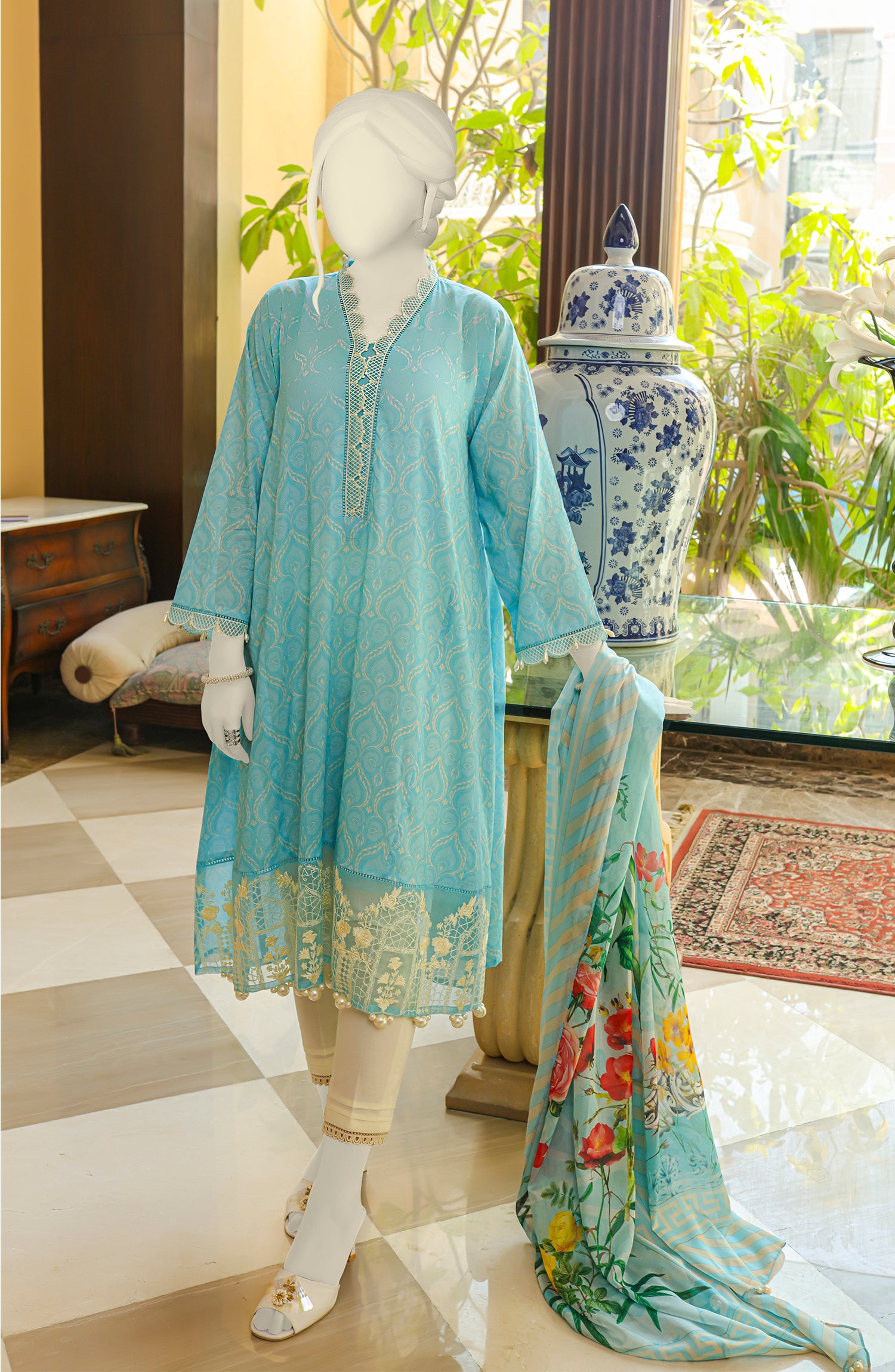 EID FESTIVE'22 DELICATE FRAMES EMBROIDERED PRINTED LAWN 3PC UNSTITCHED