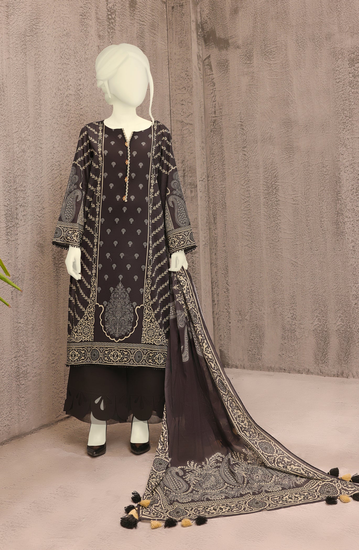 Monochrome Collection 2025  Black and White Dresses & Outfit